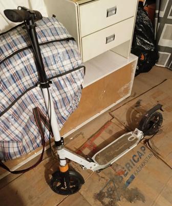 Продам детский самокат