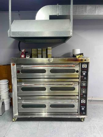 Подовая хлебопекарная печь, 3 яруса, рабочая