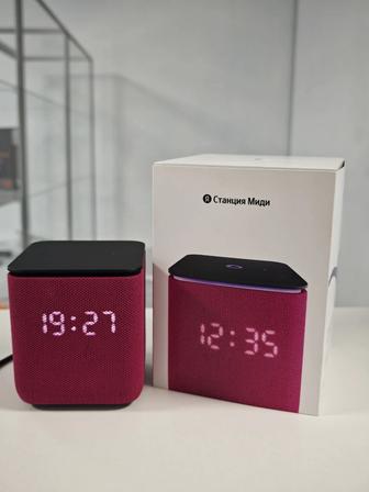 Умная колонка Алиса Яндекс Станция Миди