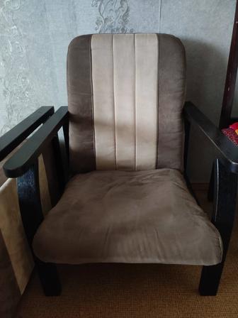 Срочно продам кресла