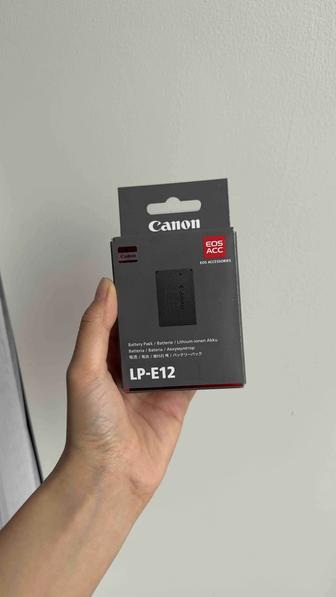 Продам батарейку на canon LP-E12