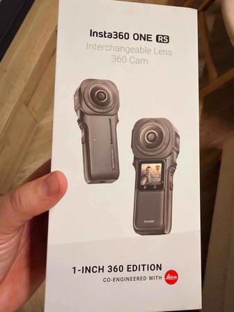 продам экшен камеру Insta360 ONE RS 1-Inch 360 Edition