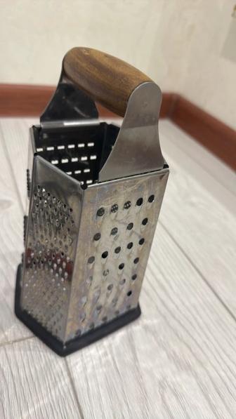 Кухонные принадлежности Терка