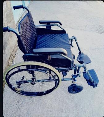 Инвалидная коляска