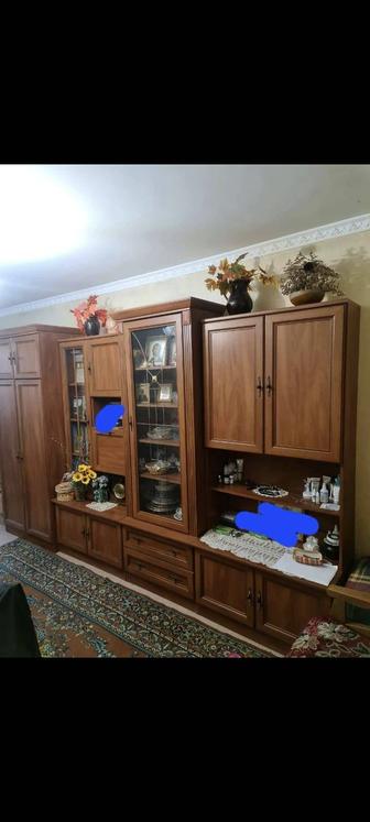 ПРОДАЮ МЕБЕЛЬ стенка