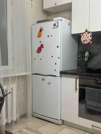Продам холодильник