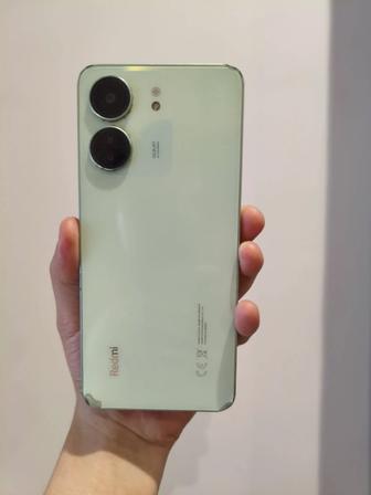 Мобильный телефон Redmi Note 13
