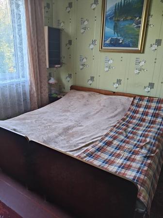 Кровать,шкаф,тумбочки, трильяж
