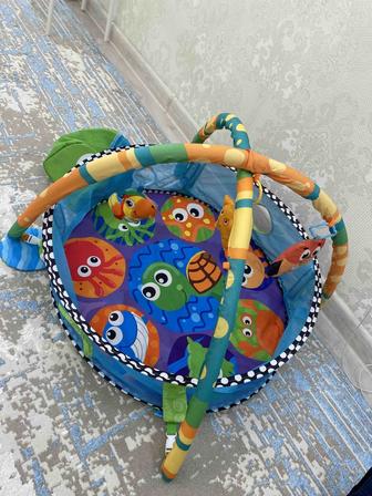 Продаю детский развивающий лежак