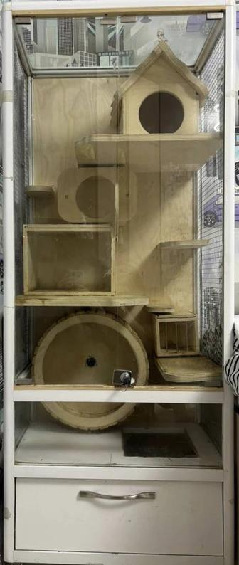 Продам клетку для шиншиллы.