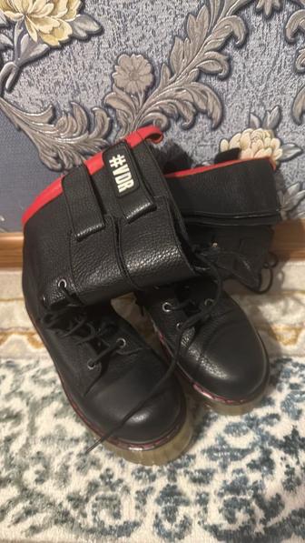 Кожаные сапоги