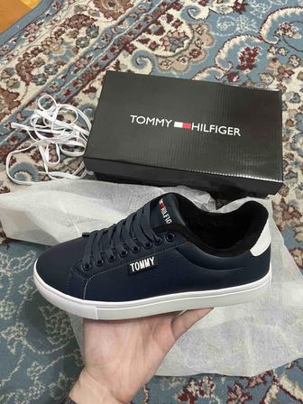 Продам зимние кеды Tommy Hilfiger