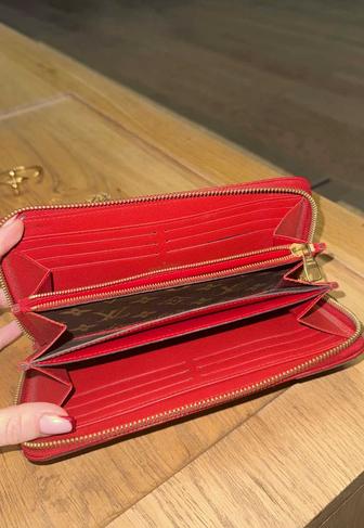 Кошелек Louis Vuitton