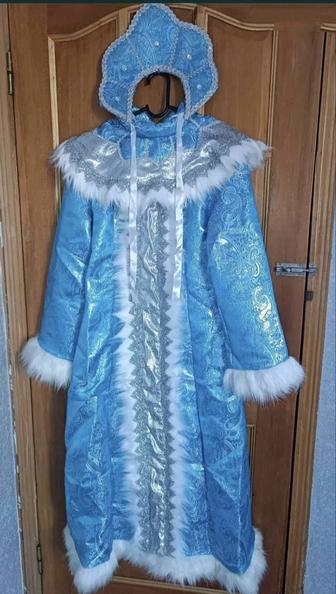 Шикарный костюм Снегурочки