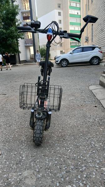Продам электросамокат