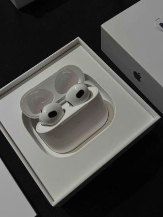 Наушники Apple AirPods 3 with Lightning Charging Case белый оригинал