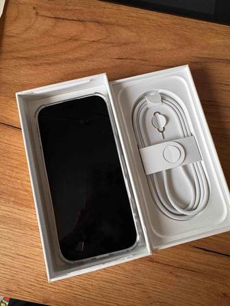 Продам iPhone 16