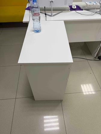 Продам стол, самовывоз