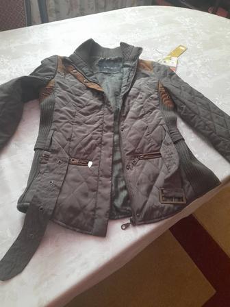 Куртка весенняя
