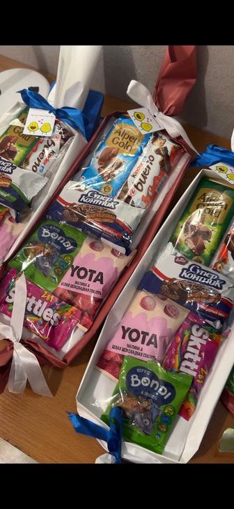 Гигант конфеты из любимых сладостей