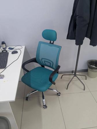 Офисные кресла