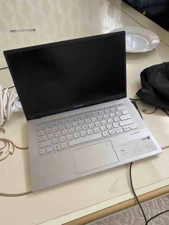 Asus vivobook 14