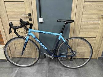 Шоссейный велосипед Giant Windmark 2500, шоссейник