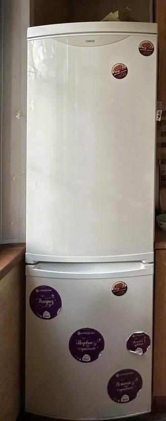 Продаю холодильник Zanussi