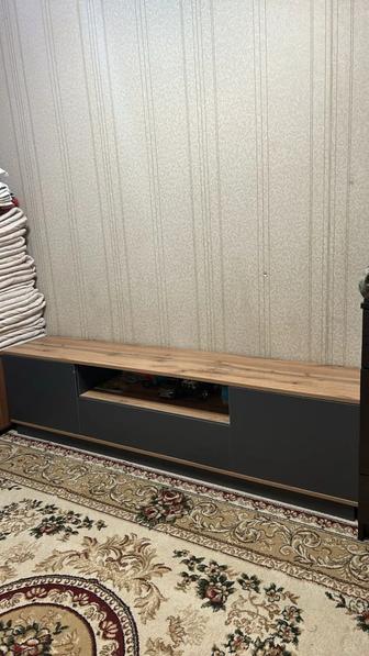 Подставка под телевизор или под цветы