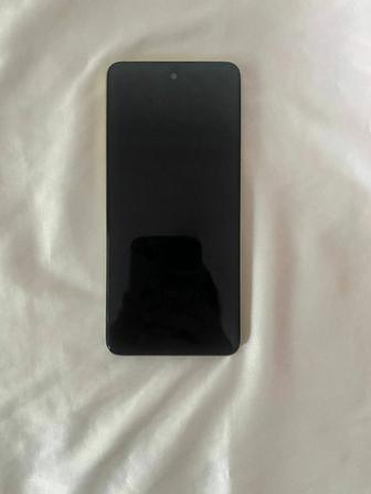 Продам Смартфон TECNO Spark Go 2024 4 ГБ/64 ГБ золотистый