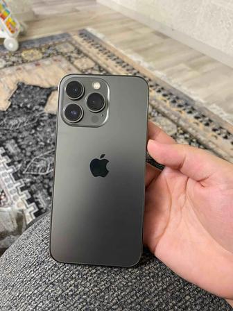 Срочно продам айфон 13 про