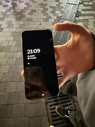 Продам телефон nothing phone 1
