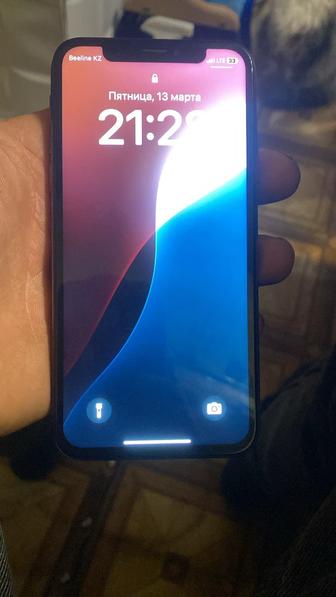 Продам айфон xs