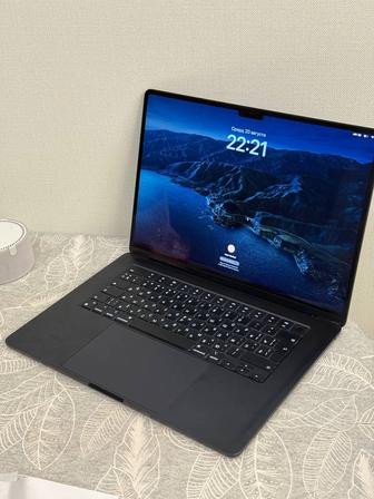 Macbook Air 15 дюйм, 256 gb, M2, оперативка 8 gb