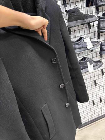 Новый костюм с брюками плюс пальто