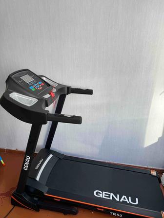 Продам беговую дорожку GENAU TR50
