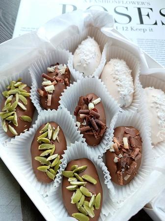 Финики в шоколаде