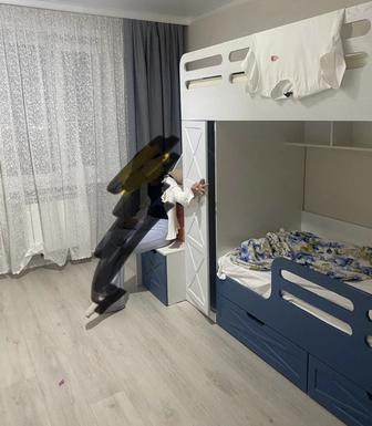 Продам двух яростную кровать