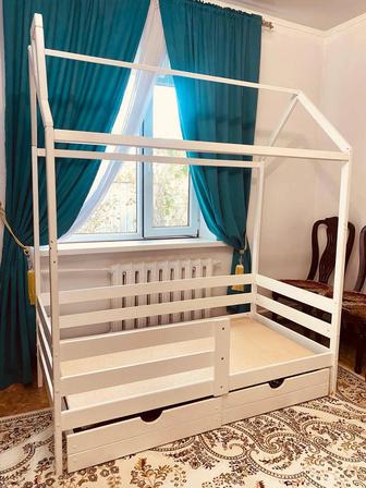 Детский кровать