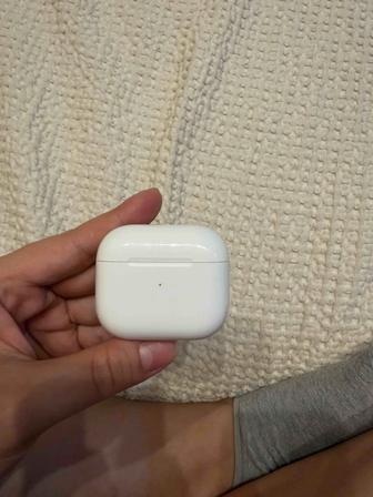 продам AirPods (3го поколения)