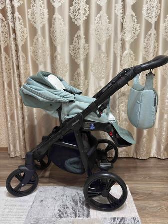 Продам коляску Adamex Neonex