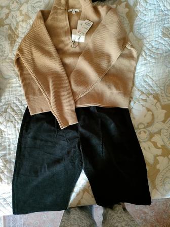 Продам свитер Юникло