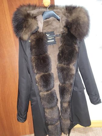 Продам парка новый