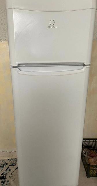 Холодилник