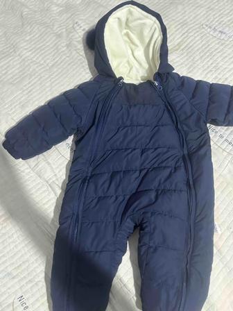 Продам комбез, рост 70,цена 2000