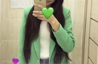 Продам костюм