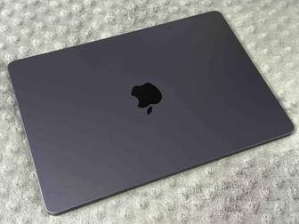 MacBook Air M2