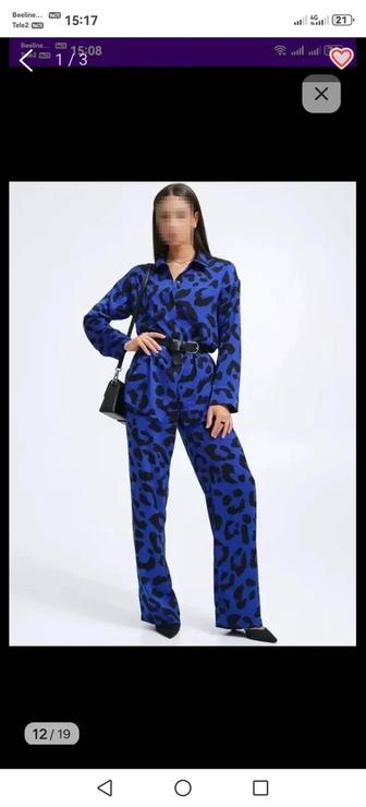 Продам костюм новый. Плотный атлас. Размер с 48 по 52