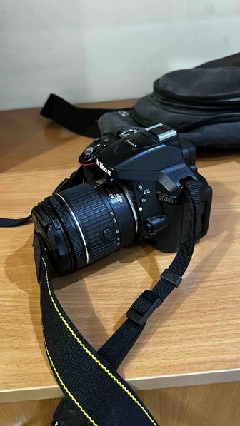 Фотокамера Nikon D5300