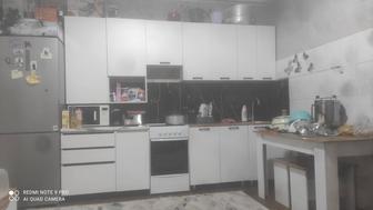 Кухонный гарнитур в отличном состоянии